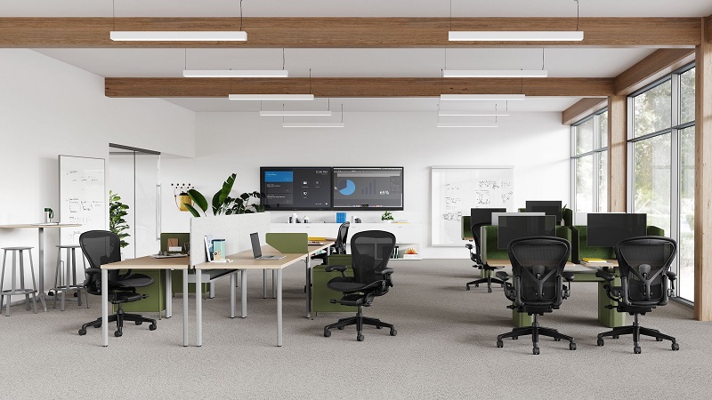 The Top 6 Emerging Trends Shaping Office Spaces In 2024 CW Property   Herman Miller Aeron Chair 